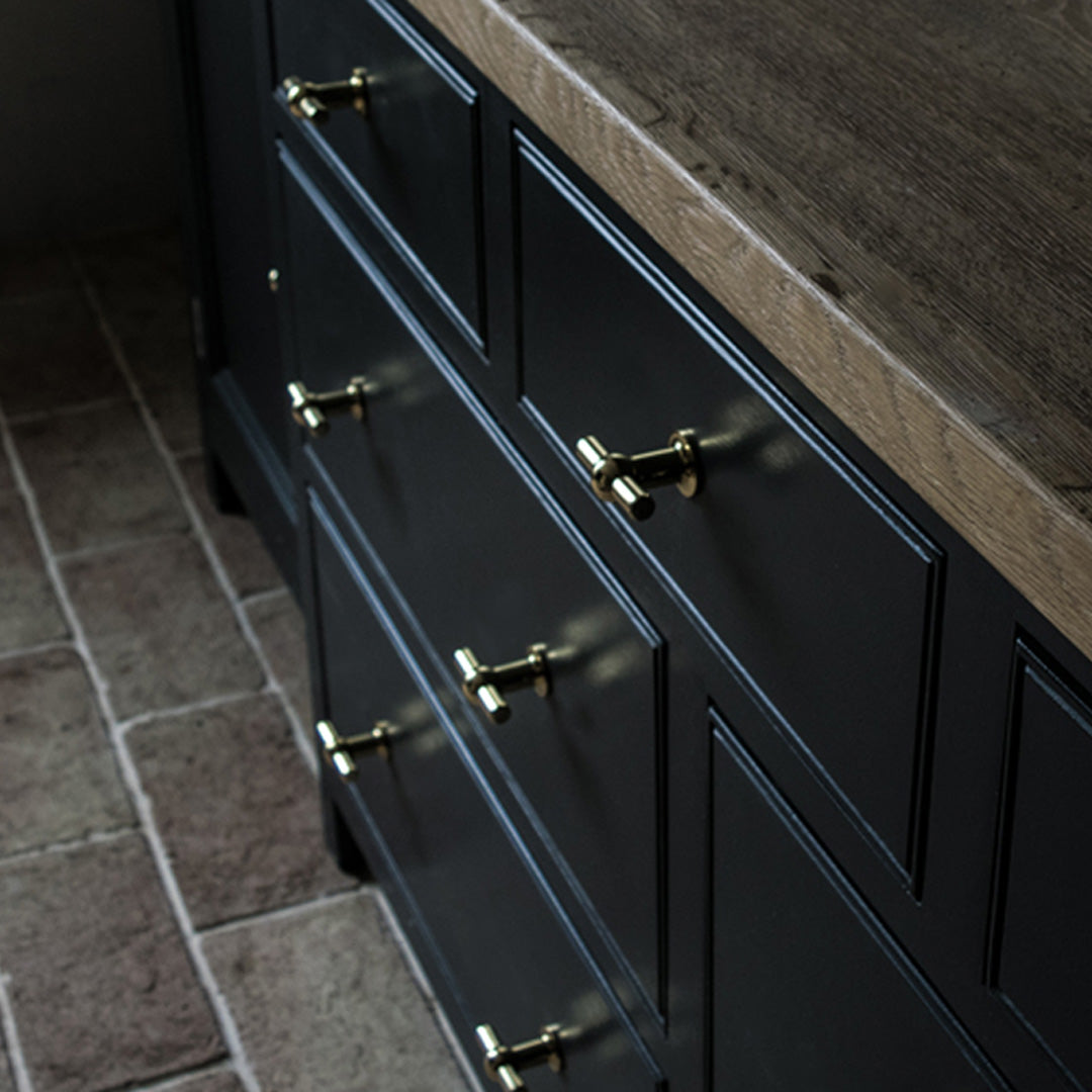 Cabinet handles: finding your match